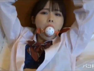 淫荡辣妹姊姊为了让巨乳纯真妹妹们习惯男人而做给她们看